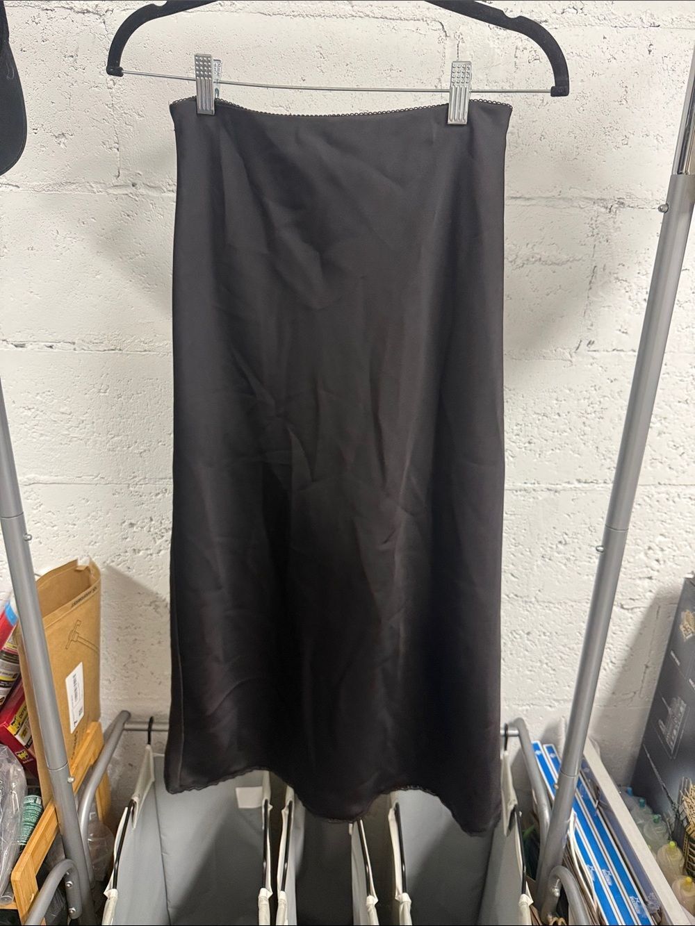 Classic Black Women's Midi Slip Silk Skirt HOUSE OF HARLOW - Size XS Never Worn